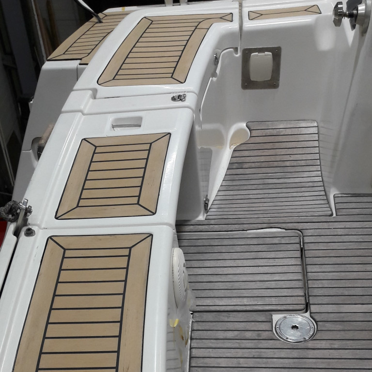 PlasDECK® und das natürliche Teakholz?